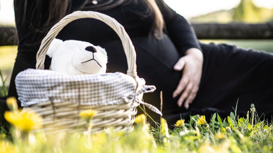 CBD and Breastfeeding - Farmulated