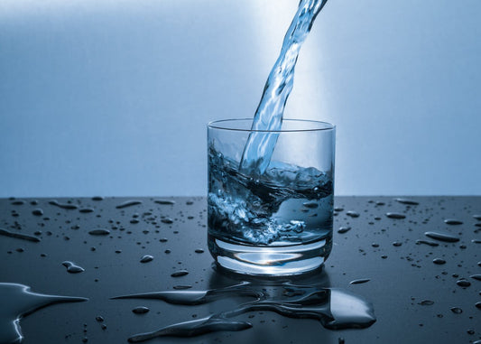 How Soon After CBD Oil Can I Drink Water? - Farmulated
